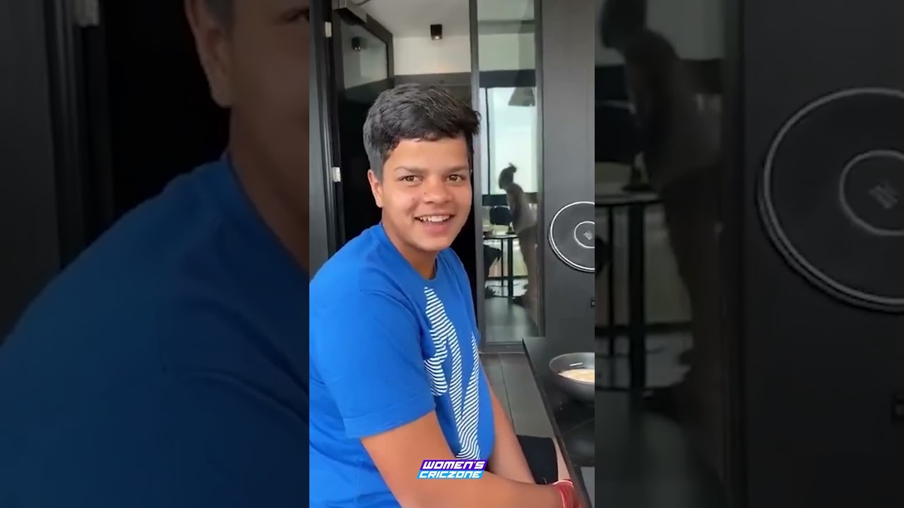 Shafali’s spot-on mimicry of Danni Wyatt! 😂 | 