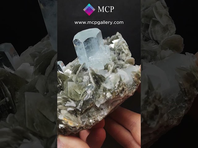 GFS0707 AQUAMARINE, MUSCOVITE - PAKISTAN #minerals  #crystalshop #gemstone #crystals #gems