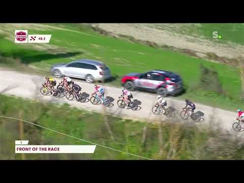 Video: Mathieu van der Poel trek uit Omloop Het Nieuwsblad met griep