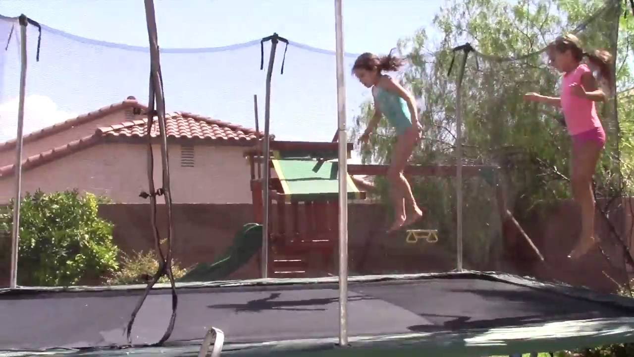 Trampoline with Gigi | Marina the Gymnast - YouTube