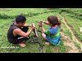 Survival skills - Catch fish in puddle in the field