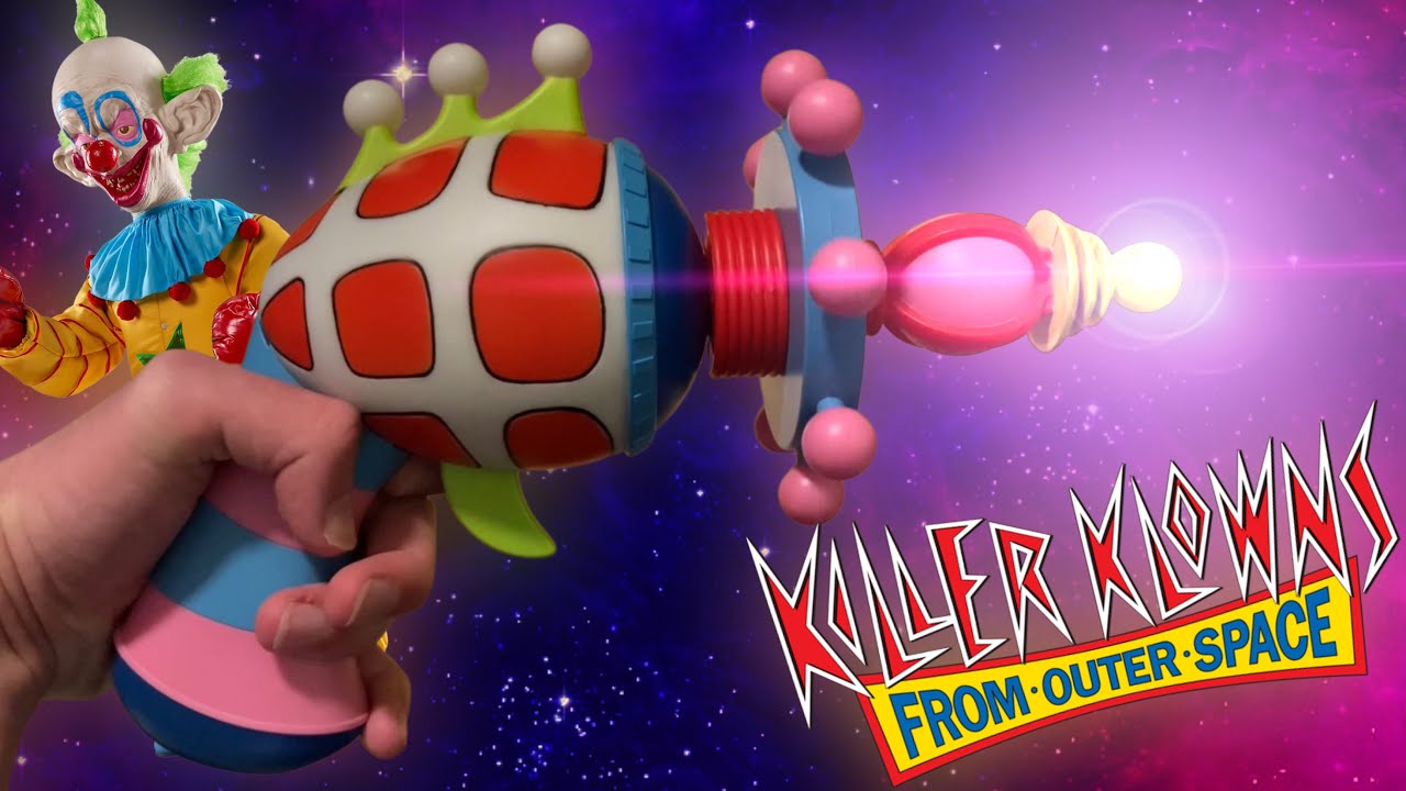 KILLER KLOWNS from Outer Space Cotton Candy Gun Unboxing and Review