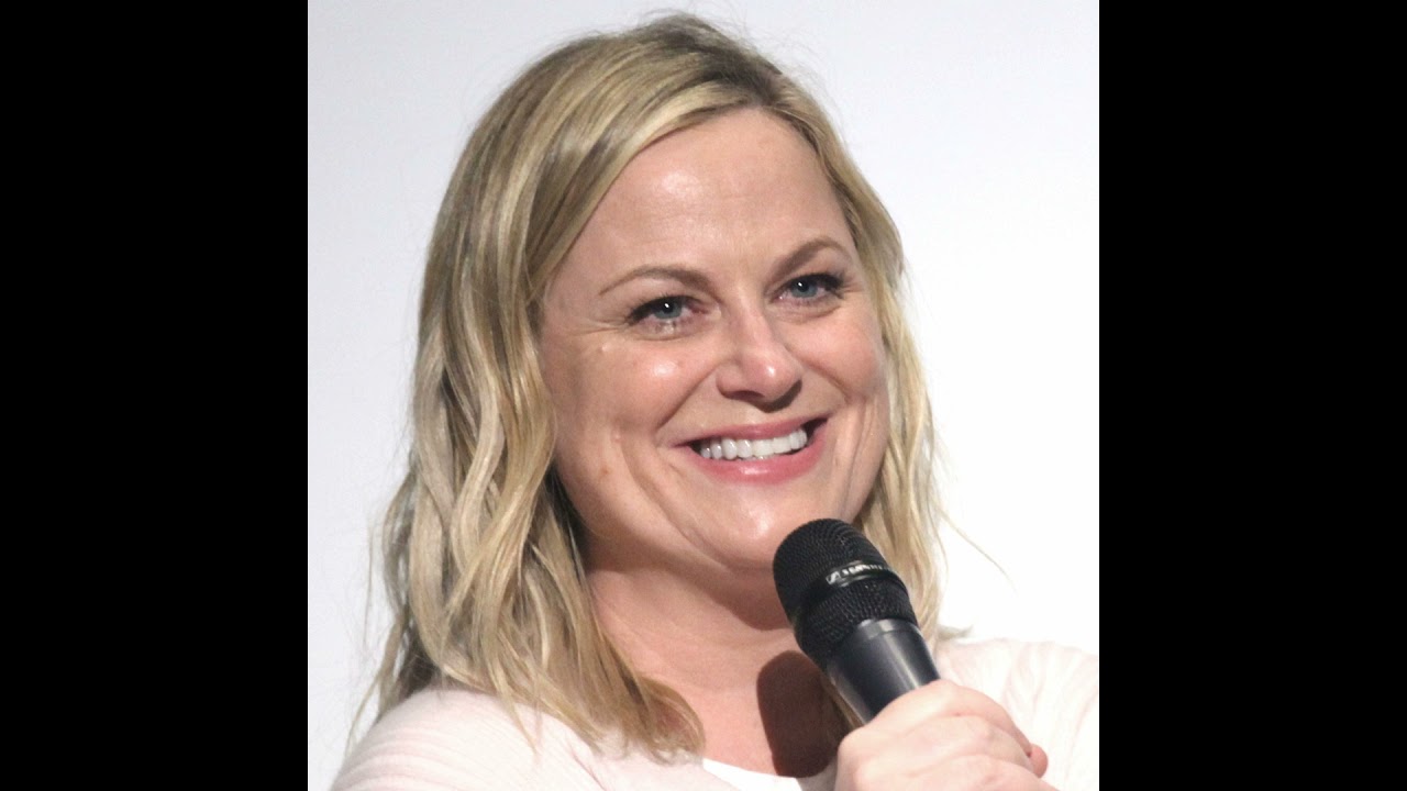 Wine Country with Amy Poehler and Nisha Ganatra (Ep. 207)