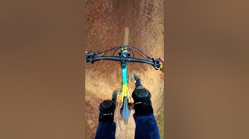 Working on new learns!￼￼￼💪🤟 #mountainbiking  #mtb #tricks #jump  #bikepark #shorts