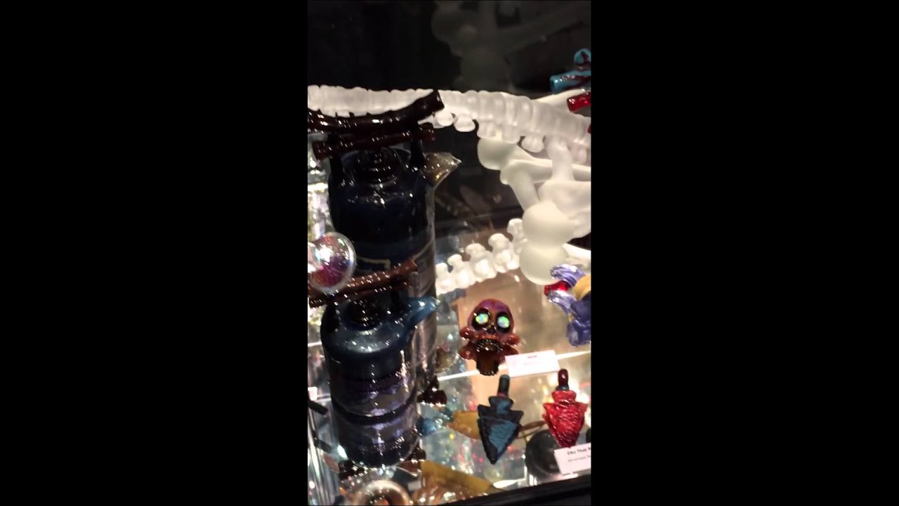 Elks That Run, AKM, 2Stroke show at The Cave.