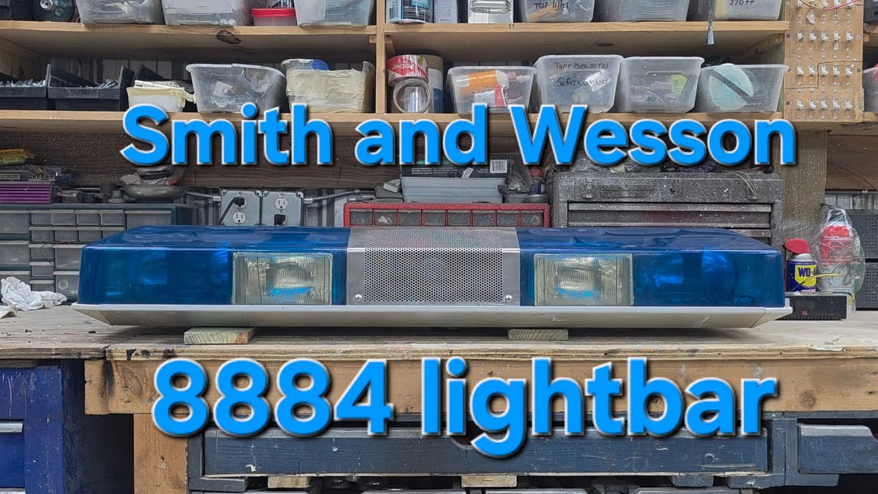 Smith & Wesson 8884 lightbar