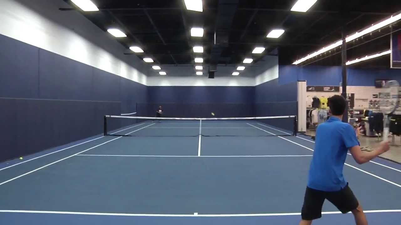 Dunlop Biomimetic M 2.0 | Racquet Review | Tennis Express - YouTube