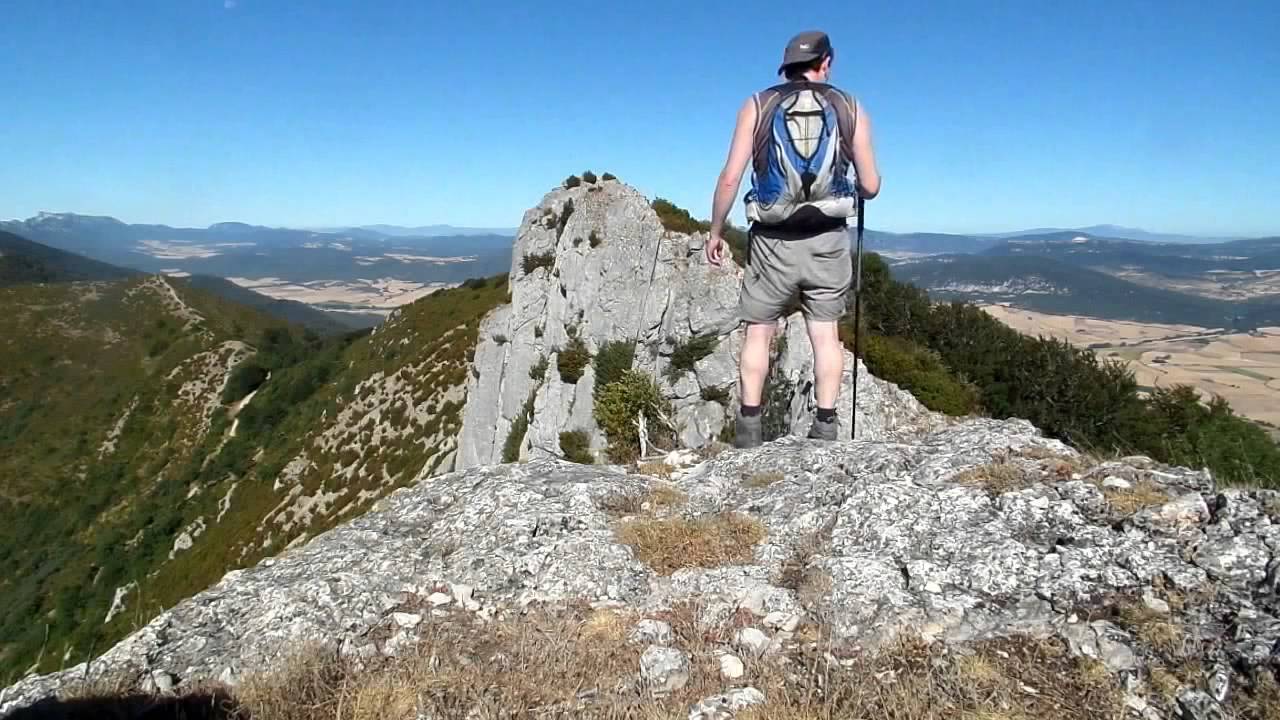 Costalera 1.233 m. Desde Santa Cruz de Campezo. SIERRA DE CODÉS.