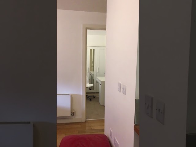 Double room ensuite furnished &pound;725 excl. bills Main Photo