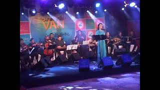 Kürdili Hicazkar Van Şarkısı: Sanki Ufuk Her Gün Güneş Dansında.