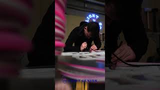 Fabrication Dun Néon Led Dans Nos Ateliers