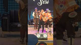 Özlem Şahin Ile İsmail Peynirci Resimi