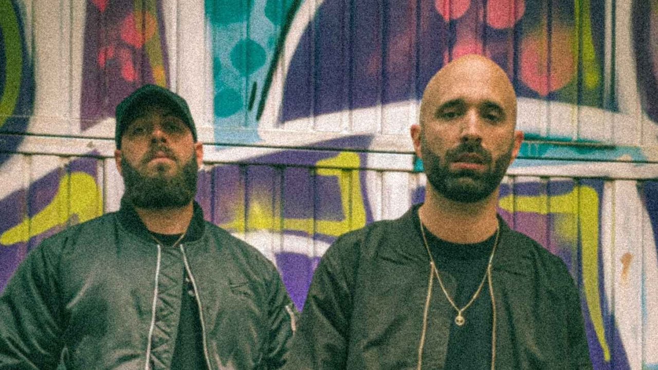 TWEAZ & ALEX ORELLANA - GUANTANAMO (ft. Solo K.OS) adlı videoyu YouTube'da izle TWEAZ & ALEX ORELLANA - GUANTANAMO (ft. Solo K.OS) adlı videoyu YouTube'da izle