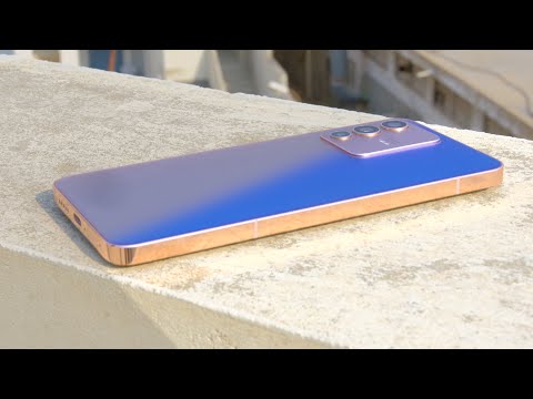 Vivo V23 5G Unboxing & Review | COLOR CHANGING PHONE!?