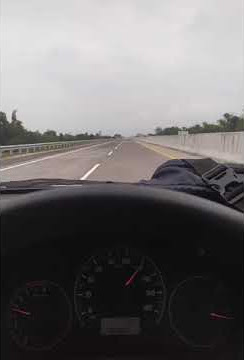 enaknya kebut kebutan di jalan tol #jalantol #thol
