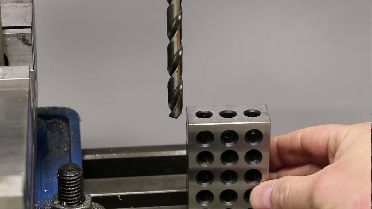 🔧 Tool Length Offset with a Fixed Point on Siemens Sinumerik! 🎯 - YouTube