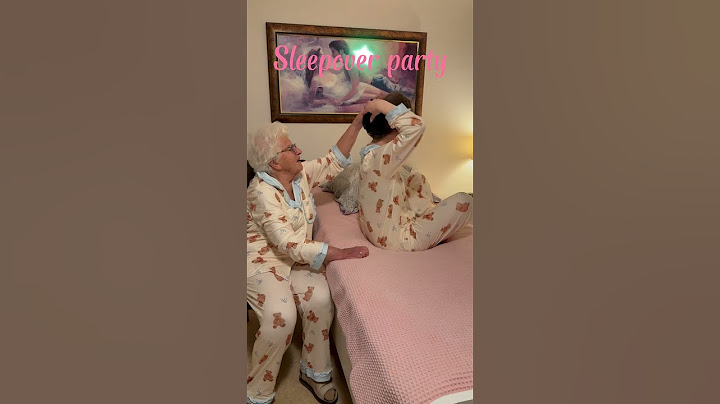 Matching pyjamas with grandma 🧸🩵🥰 #sleepover #pyjamaparty #pyjamas #grandma