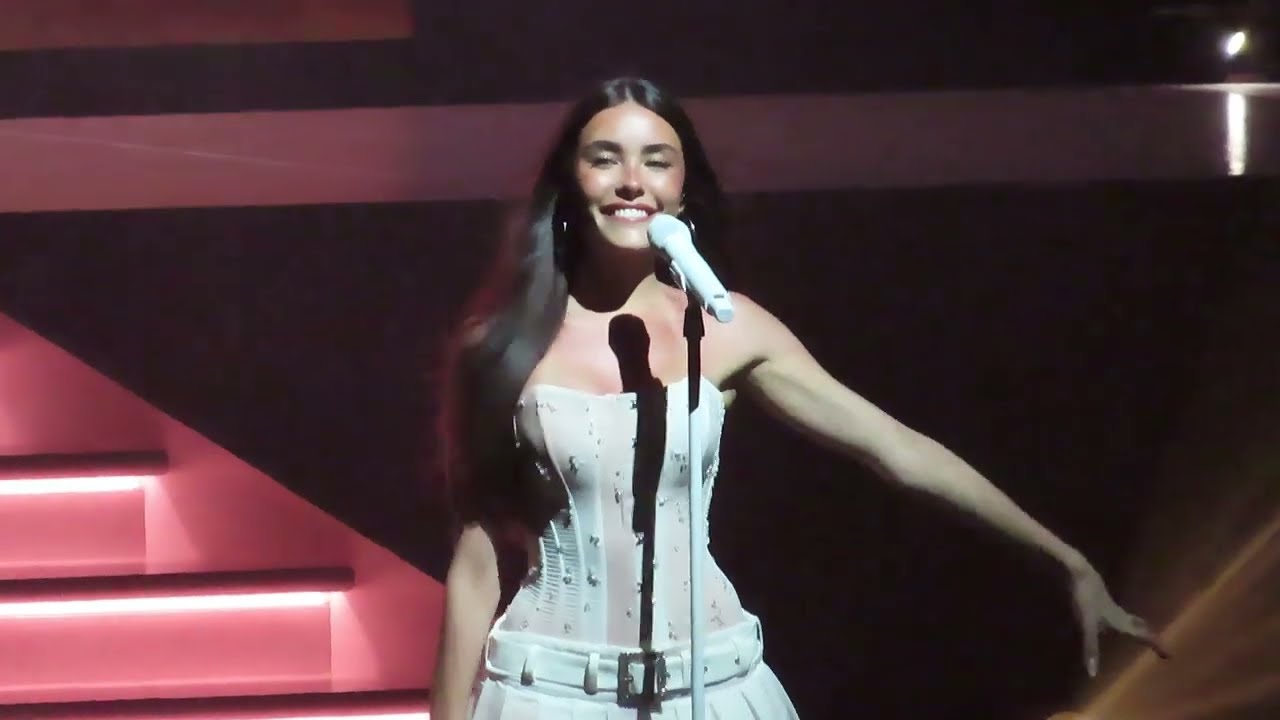 【匿名発送】【新品未開封】As she pleases Madison Beer Madison Beer Drops Her Debut EP 'As She Pleases' – ColoRising