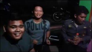 Download lagu D'brother trio, pecah suara i poang..