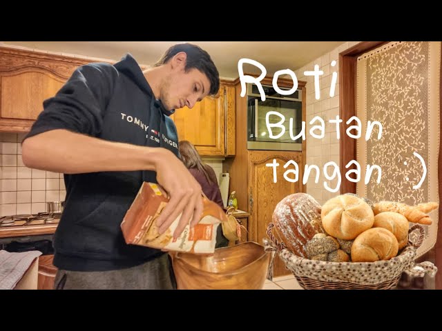Suami bikin roti untuk keluargaku, perpisahan pulang ke Indonesia class=