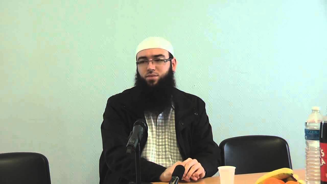 A lejohet ndërrimi i mbiemrit pas martese? - Hoxhë Omer Bajrami