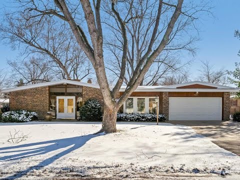 700 McClaran Ave., Aurora, IL home video tour