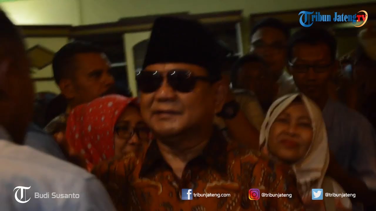 Calon Presiden Probowo Subianto Kunjungi Pasar Batik Setono YouTube
