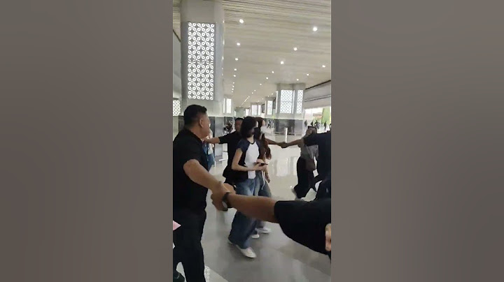 welcome to indonesia. btw jiwu/jiu guys, bukan jiwo😭  #hearts2hearts #indonesia #bandara #airport
