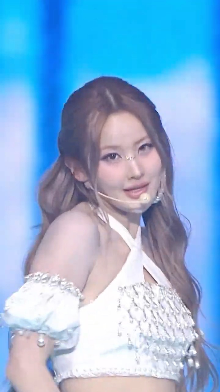 Sticky - KISS OF LIFE #Sticky #KISSOFLIFE #Shorts #2024KBSSongFestival | KBS WORLD TV