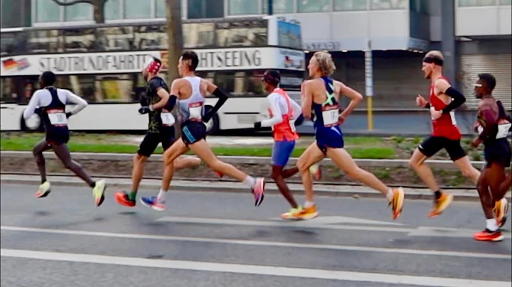 超三分速跑姿欣賞 這步幅快2米了吧！德國神奇小伙配速2:56 步頻卻只有175spm｜柏林半程馬拉松2022 Berlin Half Marathon｜Johannes Motschmann - 天天要聞