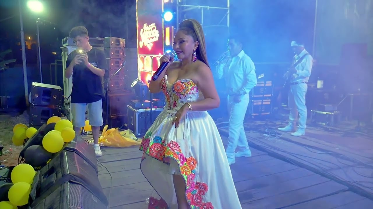 Anita Santivañez - Mix 3 (5to Aniversario Orq. Parrandera Perú)