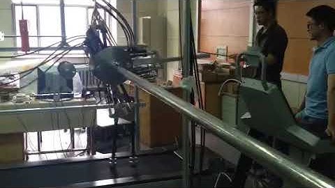 Planar Dynamic Walking of a Biped Robot with SEA joints.