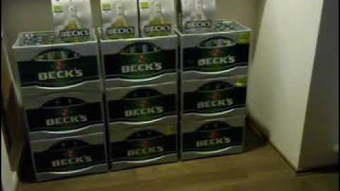 How to build a Christmas Tree with beer