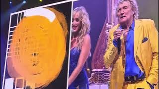 Some gays have all the look - Rod Stewart Mexico City October 2025