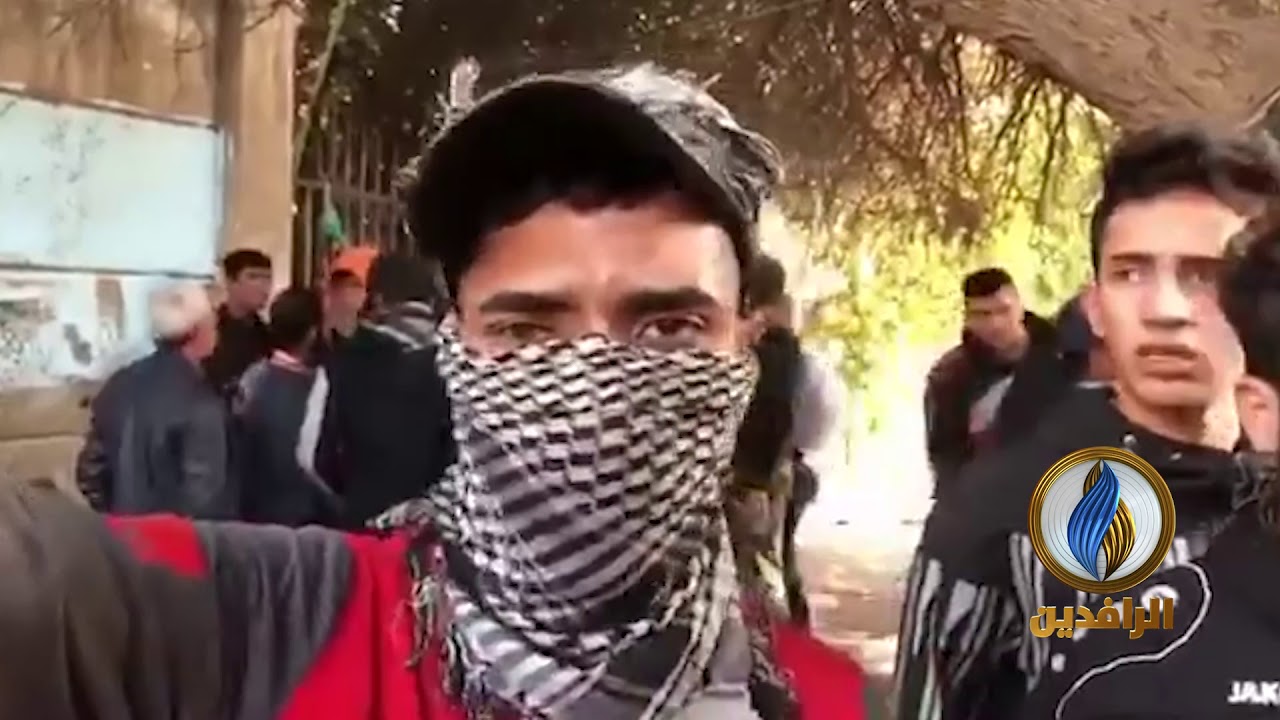أحد المتظاهرين يروي تفاصيل حادثة ساحة الوثبة وسط #بغداد صباح اليوم.