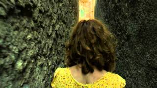 Bambina Teaser