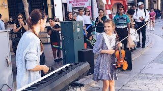 Miniatura de "Amazing Piano and Violin performance - Mom and daughter - River Flows in You - Yiruma"