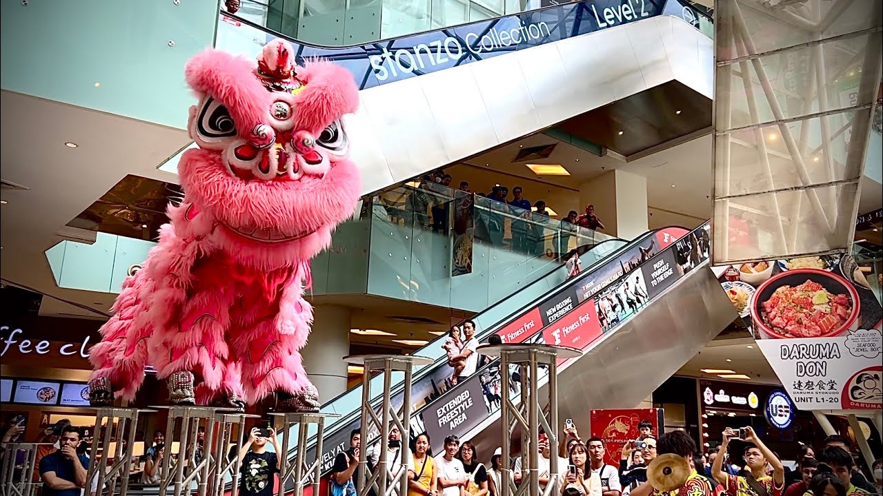 Pre-CNY 2024 Acrobatic Lion Dance 🦁 by Zhong Wei 忠威 @ 1 Mont Kiara