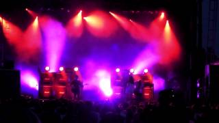 Sleigh Bells - Born to Lose (Ottawa 2012)