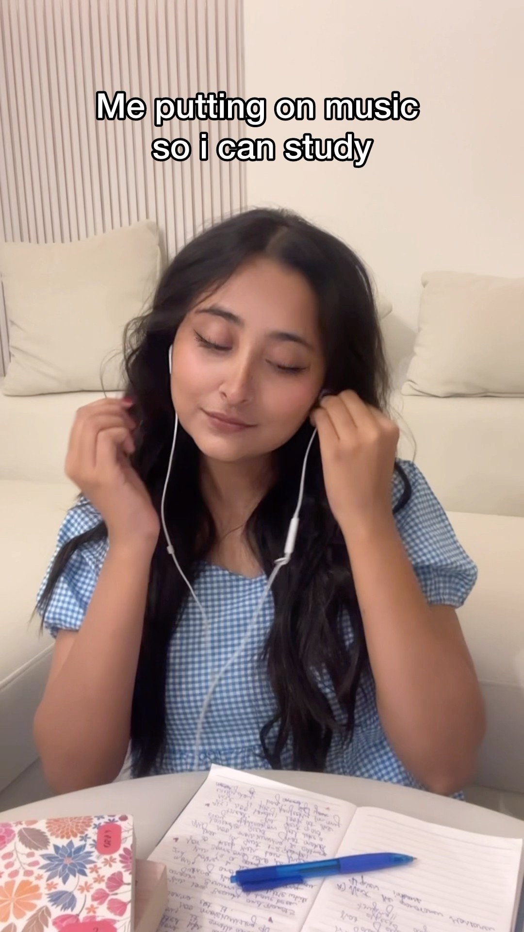 Me putting on music on i can study but #funnyshorts #blackpink #shorts