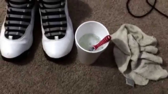 Sneaker cleaner shoe eraser from Dollar Tree 