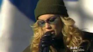 Faith Hill - Breathe (Live at Fort Bragg)