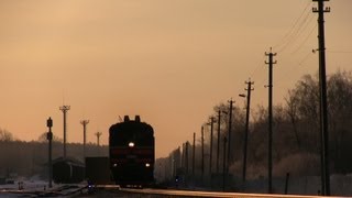 Тепловоз 2ТЭ10У-0185 с грузовым поездом / 2TE10U-0185 With A Freight Train Тепловоз 2ТЭ10У-0185 с грузовым поездом / 2TE10U-0185 With A Freight Train