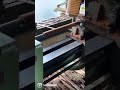 JAPAN STOOLの脚を倣い旋盤で削る。