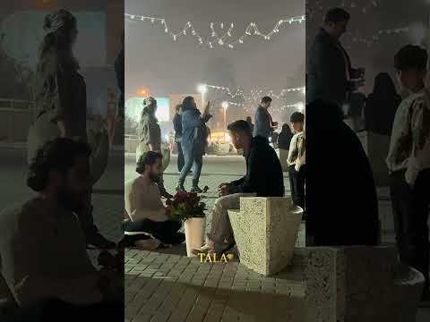 دلهارو شاد کنیم با یه کیک ساده با یه جمله قشنگ یا یه شاخه گل چون حال خوب بادش چندین برابر می ارزه