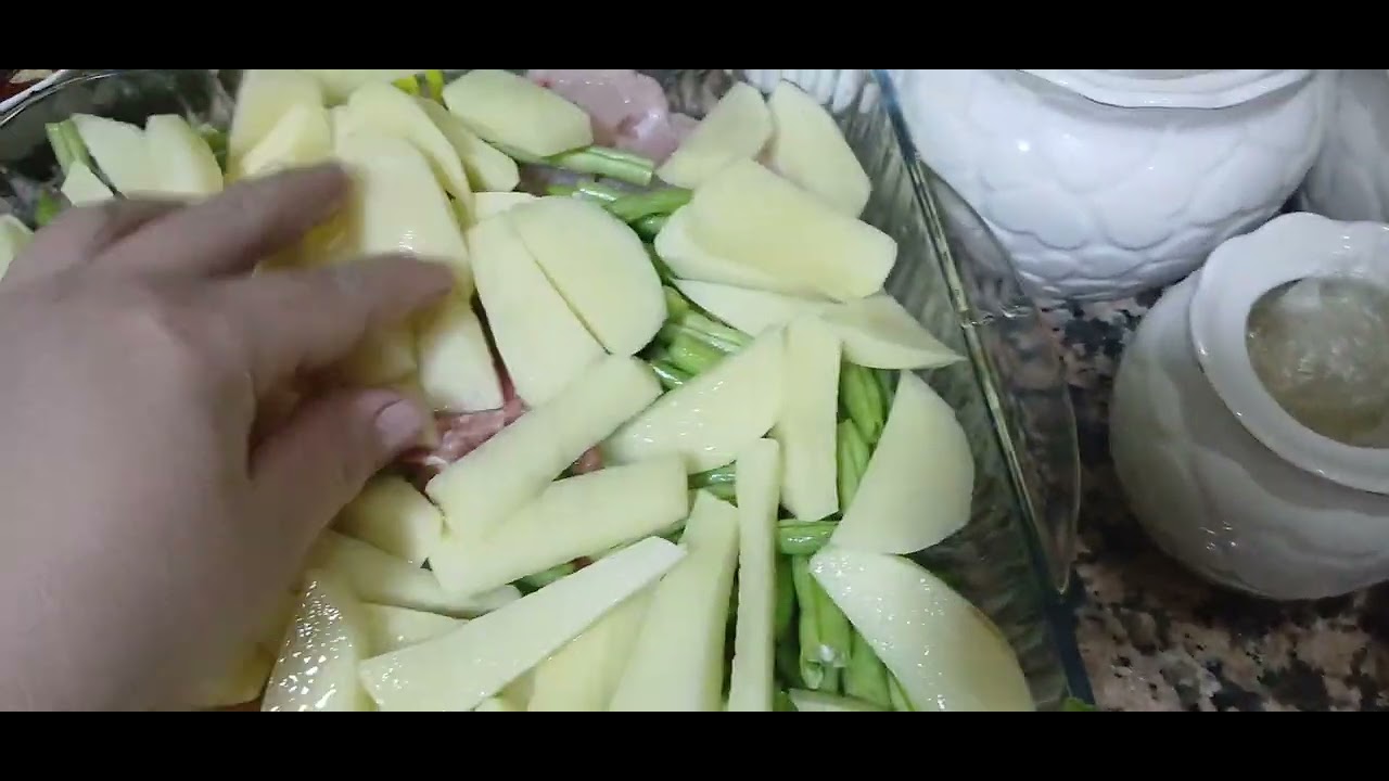 أكلة صحية بنينة بزاف لوبيا ماشطوا بالبطاطا فالفور فضلا وليس أمرا انظمو للقناة وتعليق ربي يرضى عليكم 