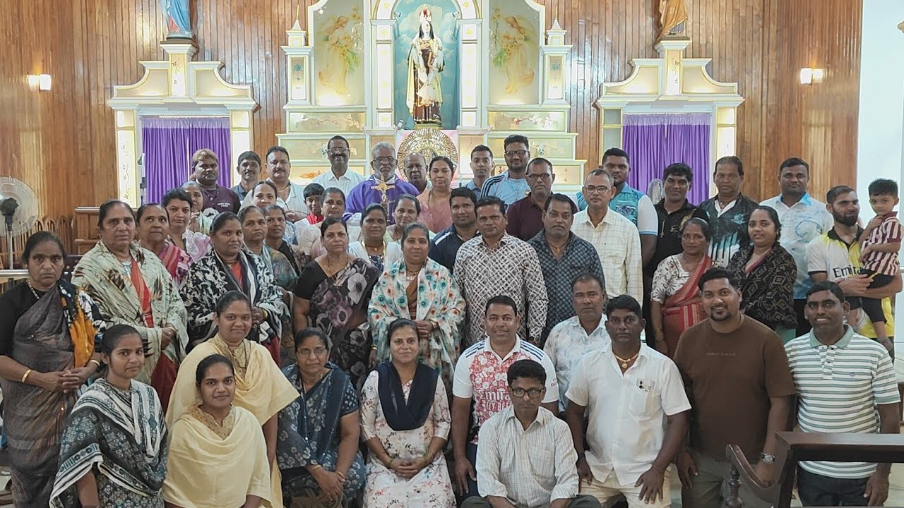 ती संत आहे ... वस्तूंचा नाश नको करु...