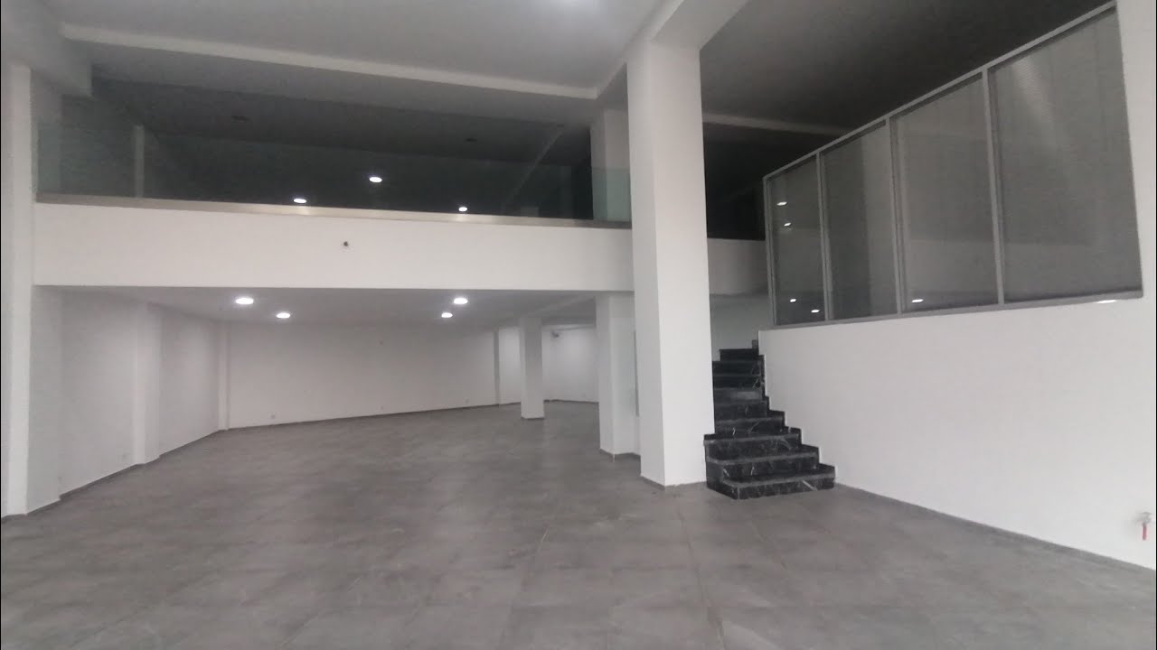 محل تجاري للبيع أو للكراء بفاس وسط المدينة قرب ولاية الأمن LOCAL COMMERCIAL À VENDRE, À LOUER À FÈS