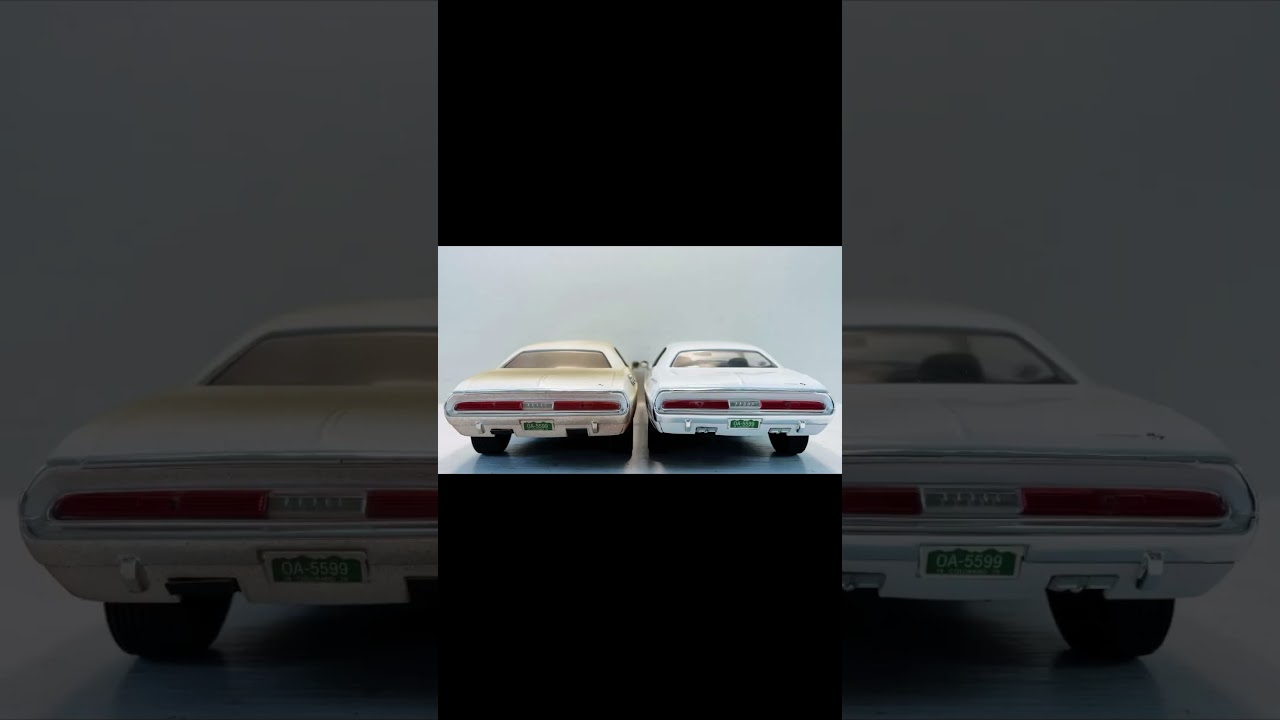 Vanishing Point 1970 Dodge Challenger RT 1:18 Clean Vs Dirty