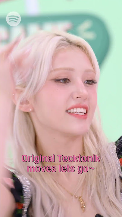 JEON SOMI summons you with her Tecktonik moves #JEONSOMI #JEONSOMI_GAMEPLAN #JEONSOMI_FastForward